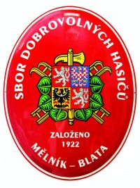 Emailliertes ovales Feuerwehrschild mit dem Wappen des Verbands der Feuerwehren von Böhmen, Mähren und Schlesien (SH ČMS) und mit dem großen Staatswappen