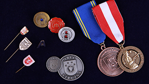 Abzeichen, Medaillen, Münzen, Orden