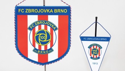 Stolní vlaječky stojánky pro sportovní kluby a spolky