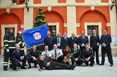 Fahnenpräsentation