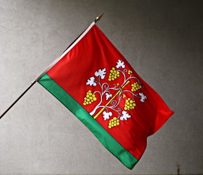 Flagge für den Außenbereich mit Gemeinde-, Stadtwappen