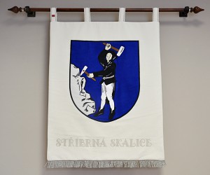 Großes Wappen der Gemeinde Stříbrná Skalice