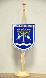 Stolní vlaječka pro obec Lípa nad Orlicí